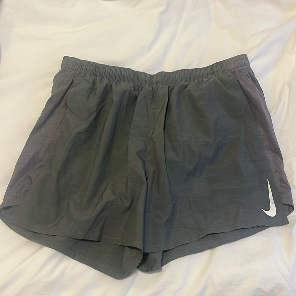 nike dri fit running shorts